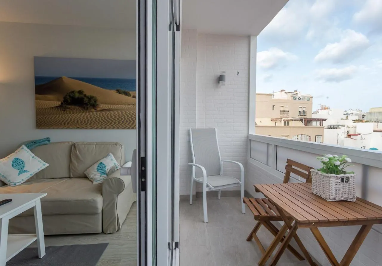 Apartamento Con Terraza Y Piscina En Las Canteras Las Palmas de Gran Canaria Spain
