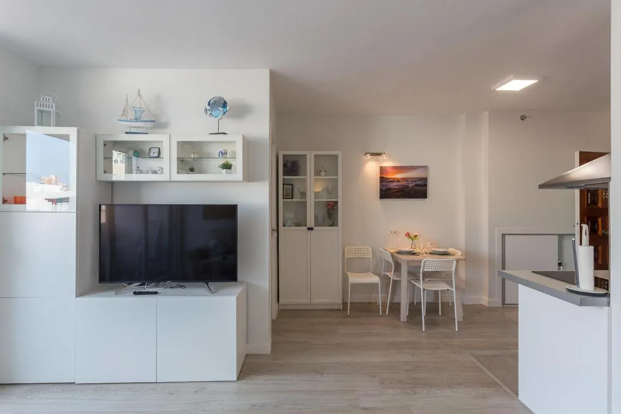 Apartamento Con Terraza Y Piscina En Las Canteras Las Palmas de Gran Canaria Apartment